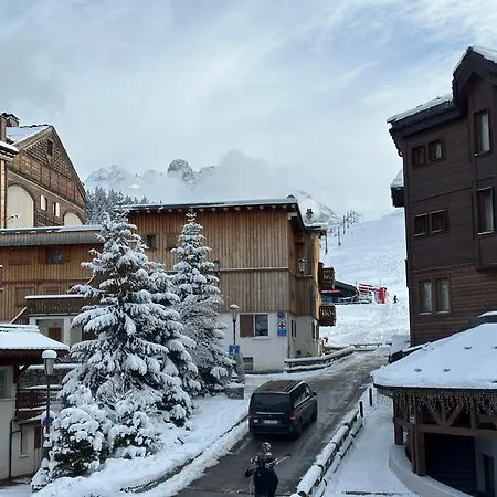 Apartment Les Loups Blancs Courchevel